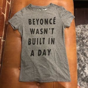 Kitson Soft cotton Beyoncé slogan graphic tee